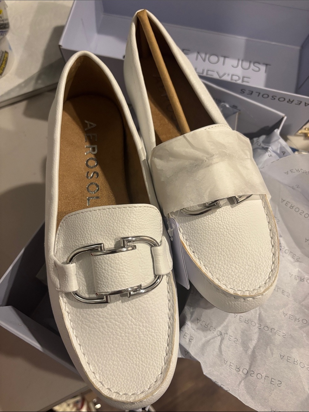 AEROSOLES White Pebbled Leather Slip-On Loafers with Silver Hardware